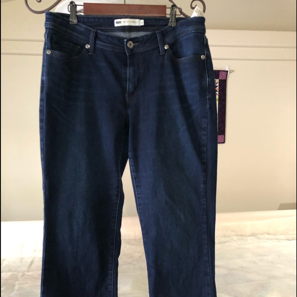 Women’s curvy boot cut jeans